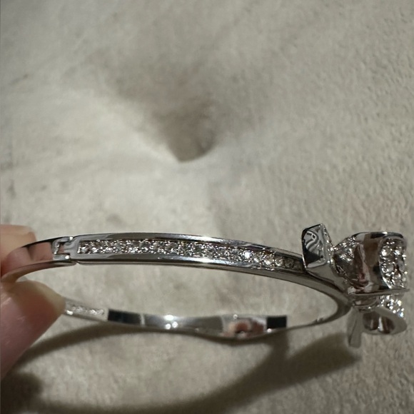 Kate Spade NWOT Cubic Zirconia Bow bracelet - Picture 3 of 7